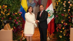 La tensión entre Colombia y Perú crece por la soberanía de la isla Santa Rosa, en el Amazonas, tras nuevos pronunciamientos de Petro y Boluarte.